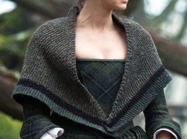 Claire's shawl from the last episode was amazing! I love all the knitwear they've used so far!